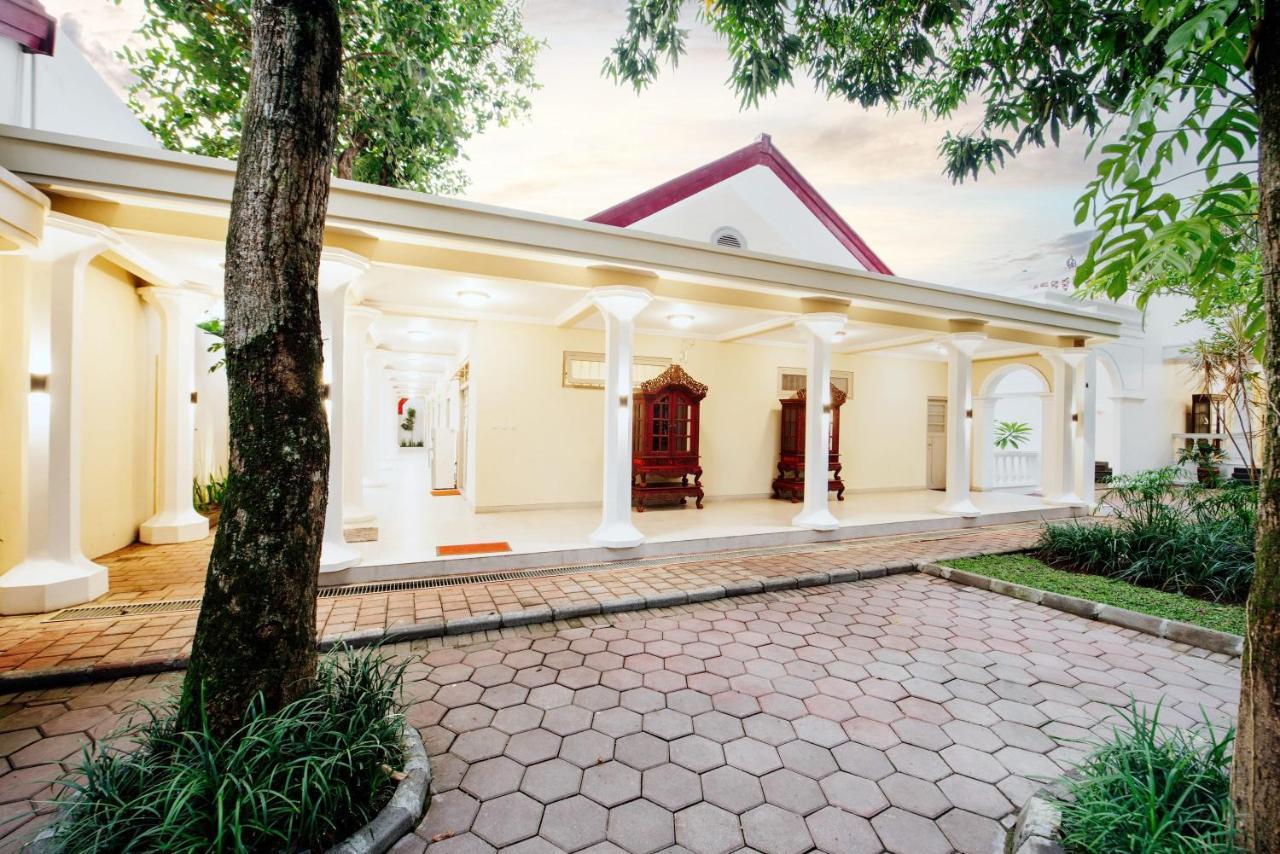 Tirtodipuran Hotel By Natts Hospitality Indonesia Jogyakarta Zewnętrze zdjęcie